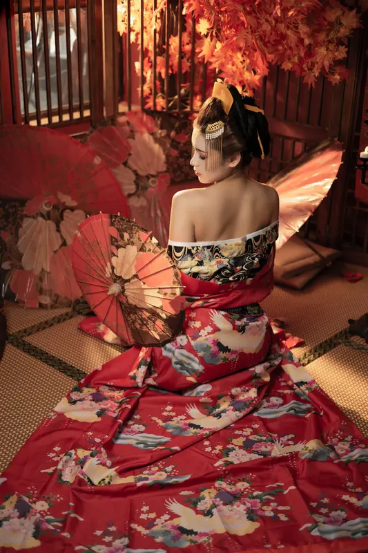 [艺图语] 2022.06.23 恶女花魁 奶酪 - 艺图语